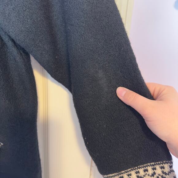 Icelandic Design Vtg Women’s Button Wool Coat Size M Black Celestial Witchy Dark - Picture 6 of 11